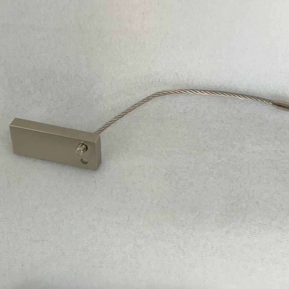 Land Rover Keychain - Picture 3 of 4